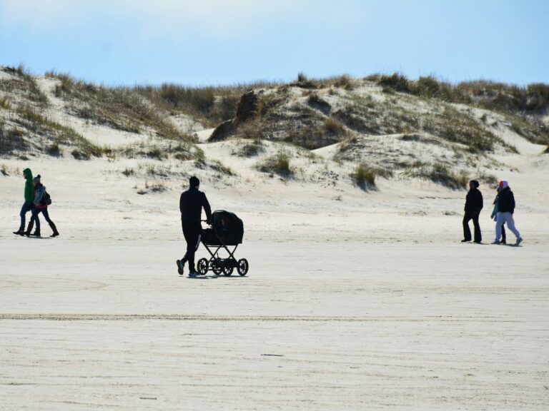 ​Jaki wózek dziecięcy sprawdzi się na plażę?